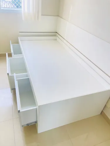 Cama solteiro com gaveta