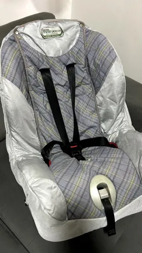 Cadeirinha para Auto