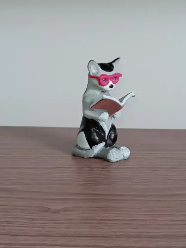 Escultura de Gato Artesanal Pintado a Mão