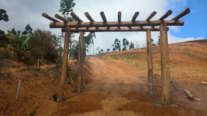 Terreno em Pedra Azul