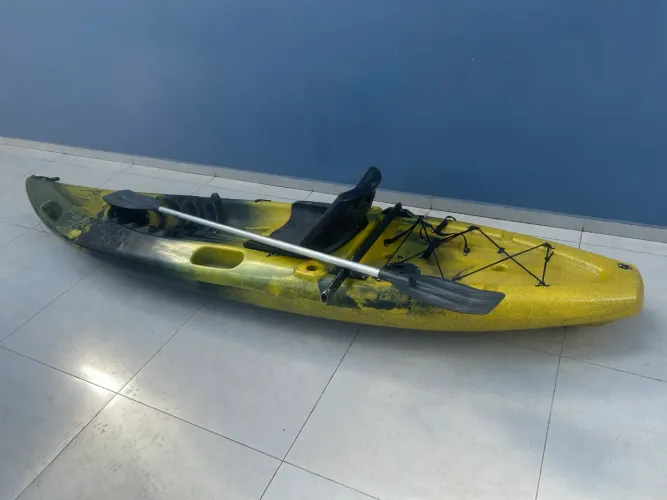 Bote Hunter Fishing