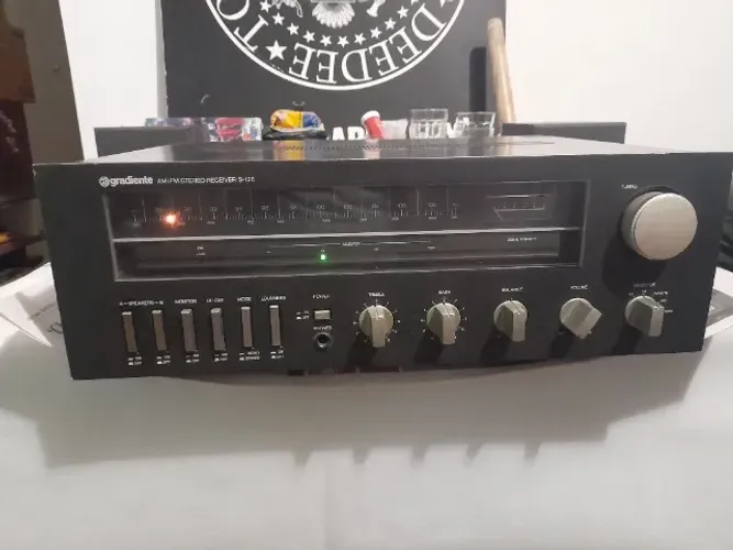 Receiver Gradiente S126, leia a descrição 