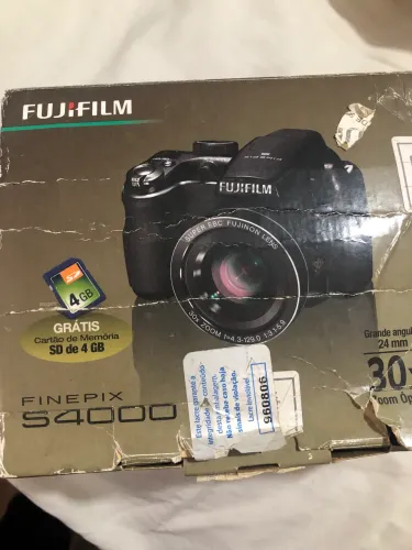 Câmera Fuji em perfeito estado