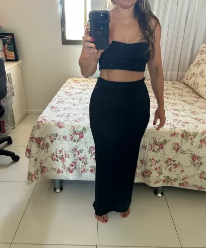 Conjunto malha saia e cropped