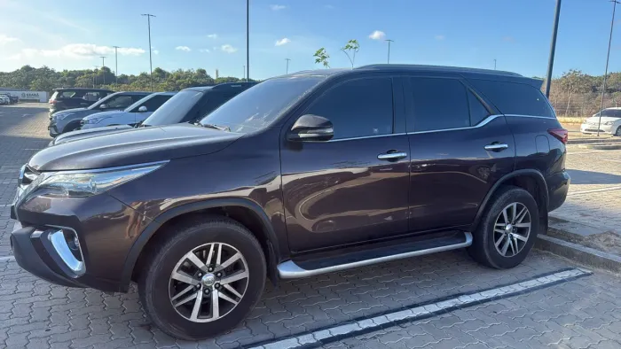 Toyota Hilux SW4 SRX 4X4 2.8 TDI 16V Dies. Aut. 2018