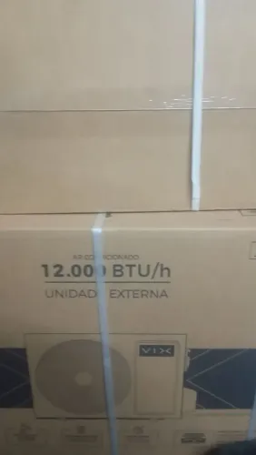 Ar condicionado  peso passa 10kg, talvez precise entregar ou vir buscar. Aceito cartão 