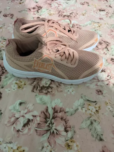 Tênis Feminino