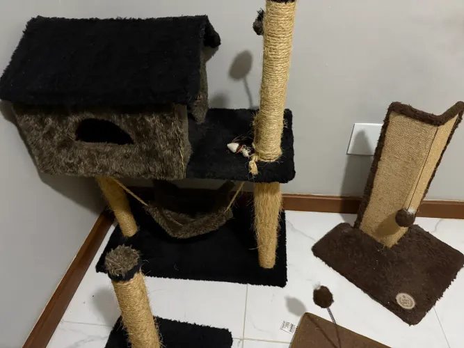 Casinha brinquedo de gato