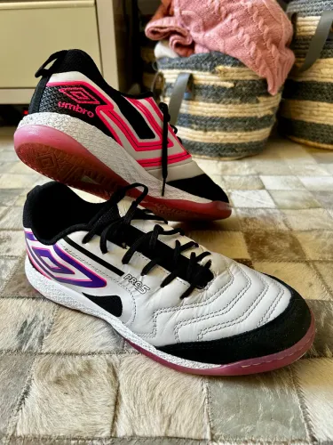 Umbro Pro 5 Bump Futsal