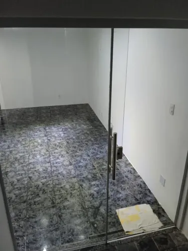 Alugo Apto 1 andar