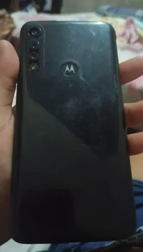 Celular moto g8 simplesmente parou de carregar pra retirada de peça