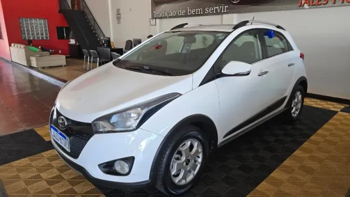 Hyundai HB20X Premium 1.6 Flex 16V Aut. 2015