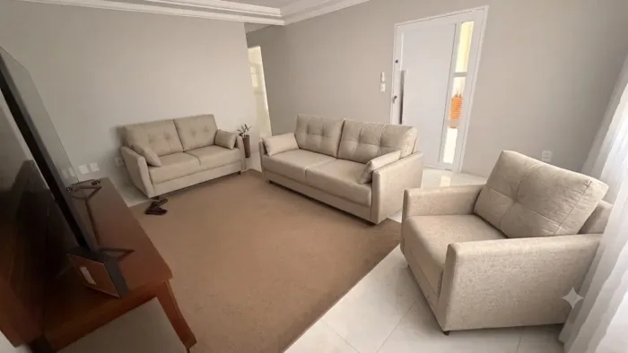 SOFÁ COMPLETO Conforto e elegância para sua sala!