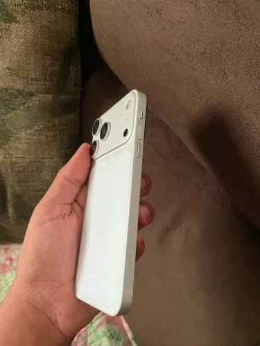 iPhone XR,carcaça do 17pro
