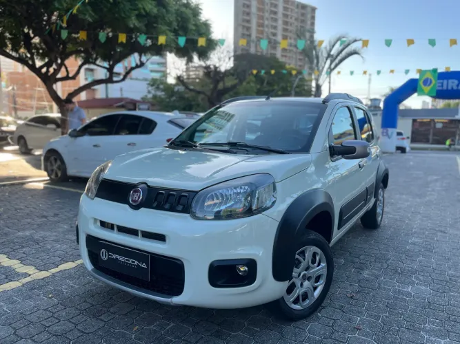 Fiat Uno WAY Celeb. 1.0 EVO Fire Flex 8V 5P 2016