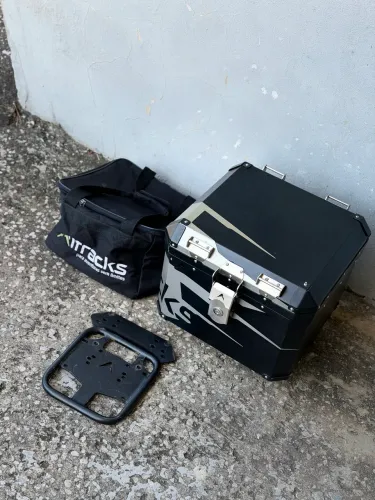 Baú top case triumph tiger