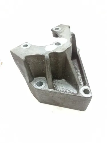 Suporte Chevrolet Camaro V8 6.2 2010 2011 126107920004