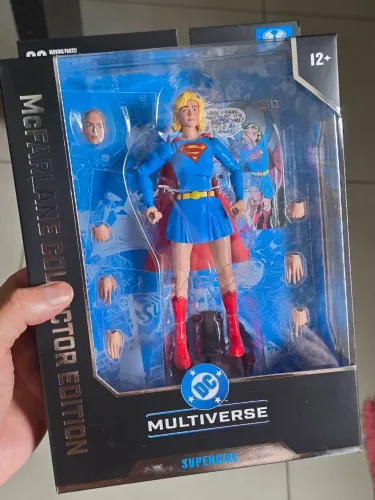 Supergirl Action Comics - McFarlane 