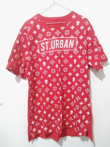 Camisa Vermelha St. Urban Confortável e Muito Estilosa Ponta da Camisa em V Qualidade Alta