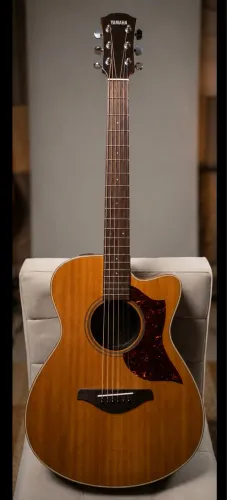 Violão Yamaha AC1M ( estado de novo)