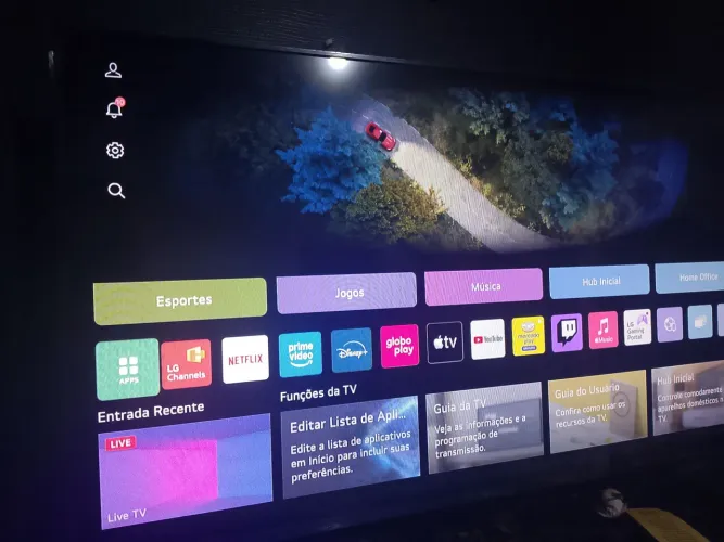 Televisão LG 32 polegadas semi nova 3 meses ainda estava lá película
