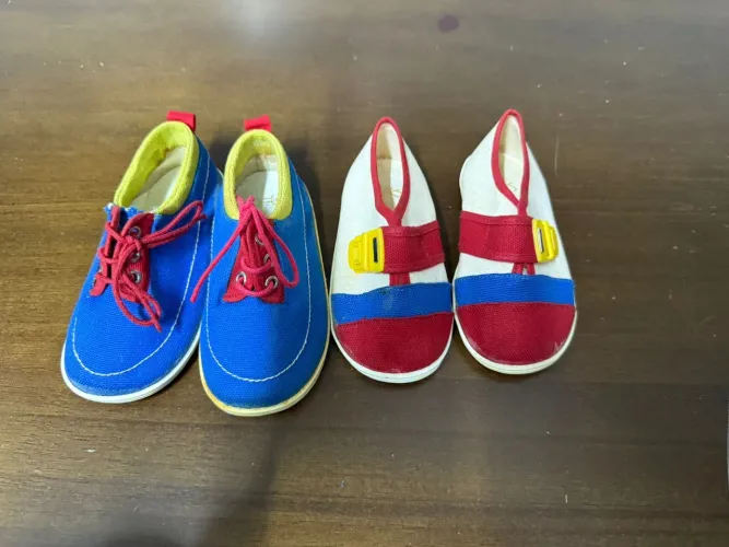 Antigo sapatinhos infantil 