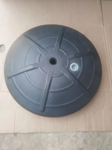 BASE PARA GUARDA SOL E BANDEIRAS _ Enche com água _37 cm. .