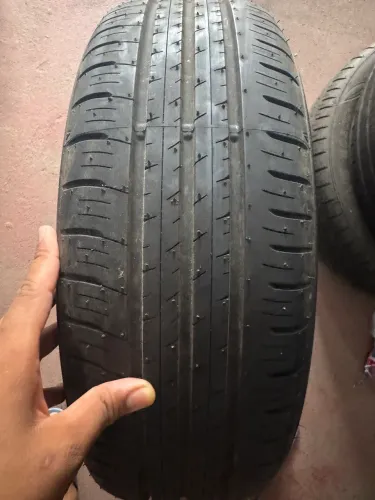 Pneus 185 60 15 Dunlop