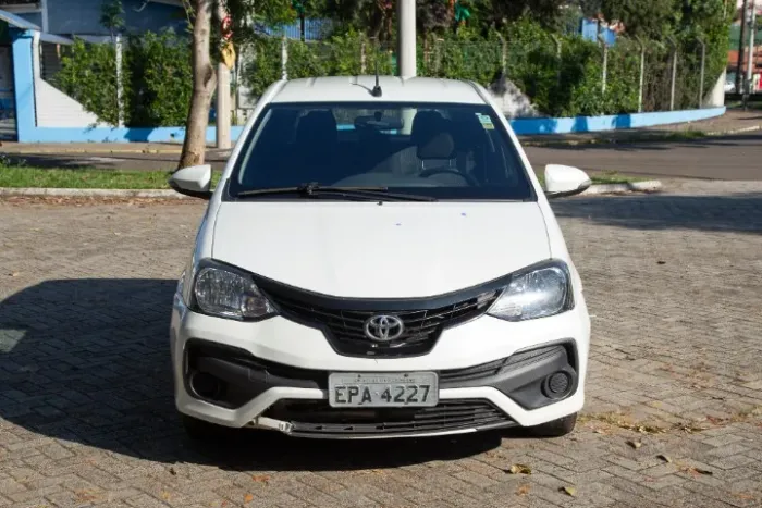 Toyota Etios X Plus 1.5 Flex 16V 5P Mec. 2020