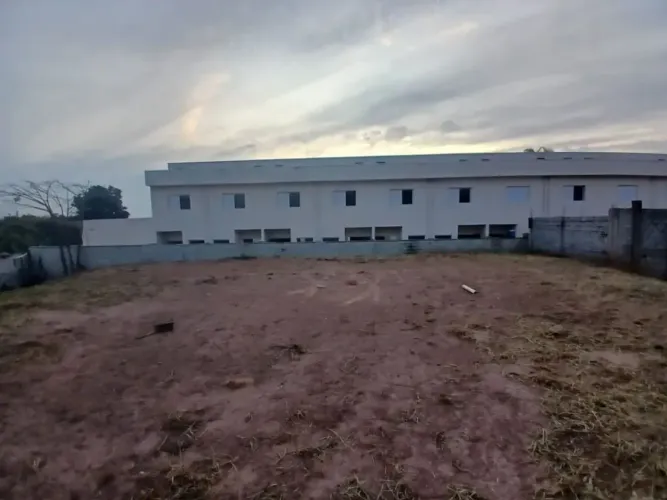 TERRENO PARA LOCAÇÃO NO POLVILHO - CAJAMAR-SP! EXCELENTE PARA COMÉRCIO OU DEPÓSITO!