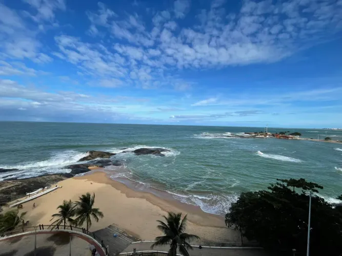 Apartamento para venda tem 190  metros quadrados com 3 quartos em Centro - Guarapari - ES