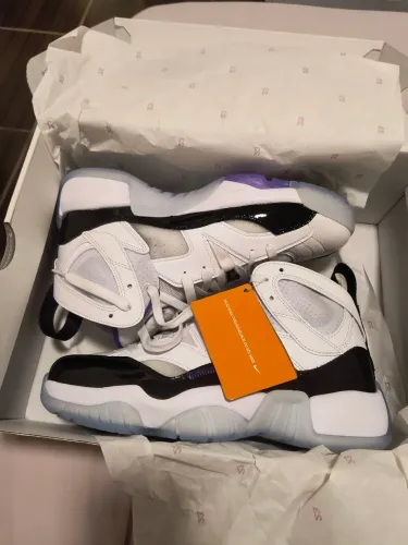 Jordan Jumpman Two Trey White Hyper Royal