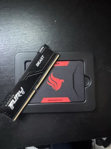 Memória ram 8gb 3200mhz com SSD 256gb