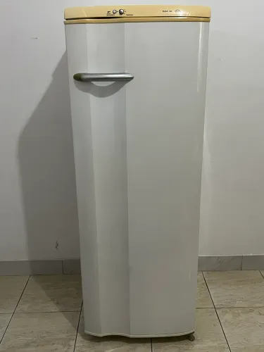 Vendo geladeira