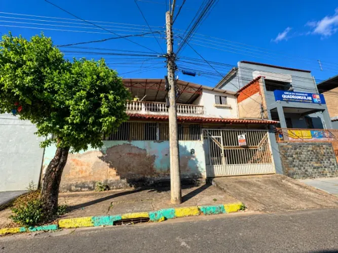 Casa à venda no bairro Bethânia - Ipatinga/MG 
