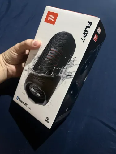 Vendo JBL Flip 7 nova lacrada