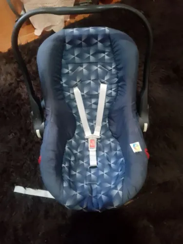 Bebê conforto semi novo