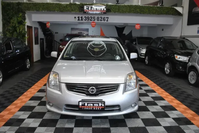 Nissan Sentra SL 2.0 Flexstart 16V Aut. 2012