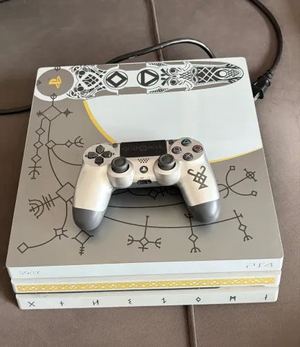Playstation 4 Pro 1tb Edição God of War 