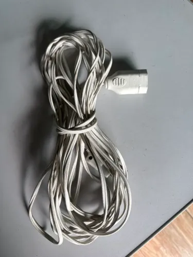 Extensão Elétrica 1 Tomada Reforçada Bivolt 10A grande 