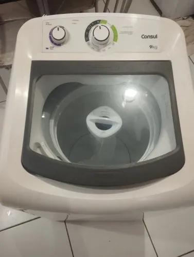 Vendo máquina de lavar roupa Consul 9 kg em bom estado