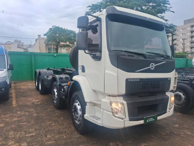 Volvo Vm 330 2021