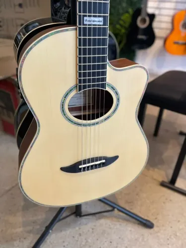 VIOLÃO GIANNINI ELETROACUSTICO NYLON CUTAWAY GNF-3 CEQ NS