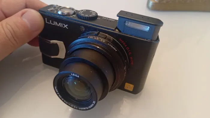 Lumix DMC-LX2