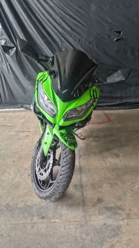 Vendo Ninja 300 impecável 