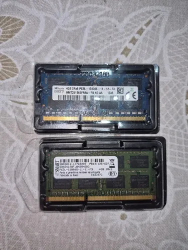 Memória RAM ddr3 4gb de notebook. Funcionando 100%. R$ 50 nas duas.