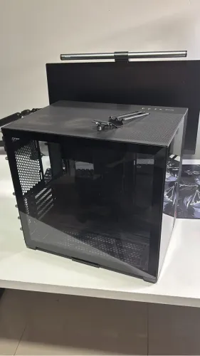 Gabinete Lian Li o11 dynamic mini redragon edition (edição limitada)