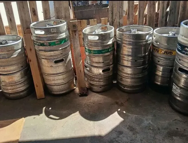 Lote de barril seminovos 50L e 30L