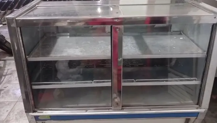 REFRIGERADOR