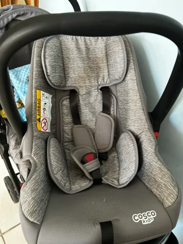 Bebê conforto, pouco usado